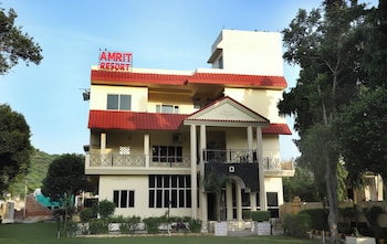 amrit resort alwar