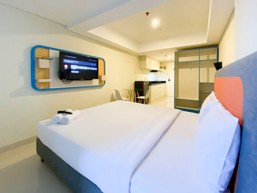 modern look studio apartment at marquis de lafayette