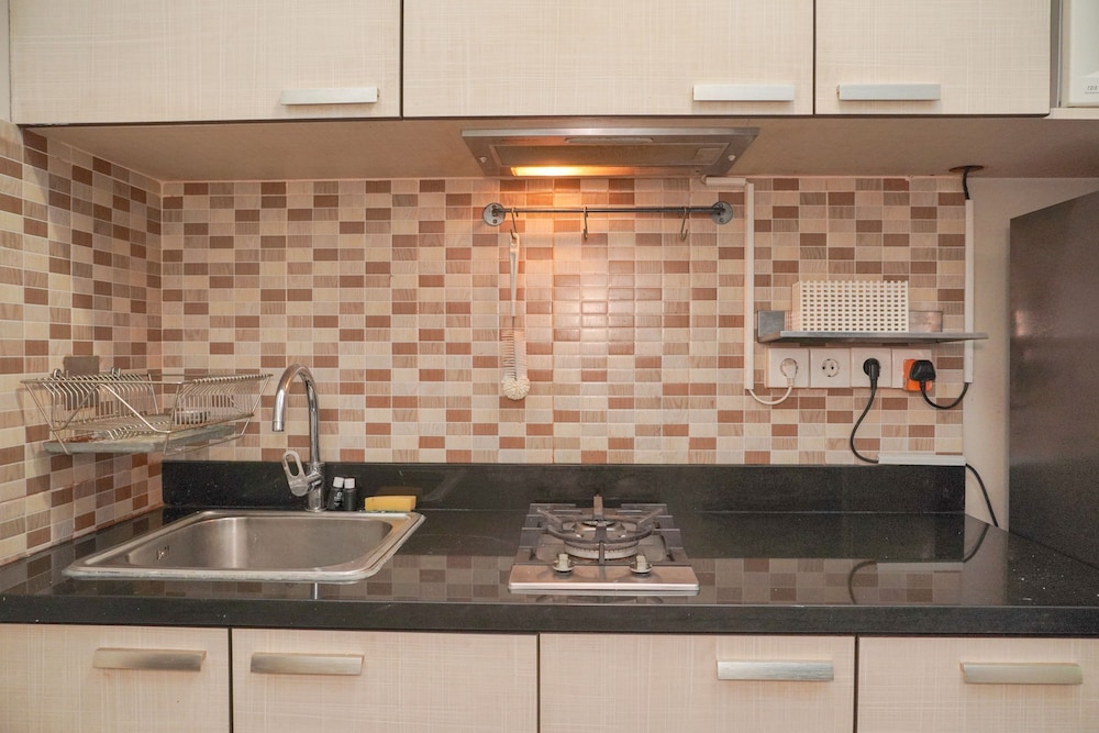 modern and cozy stay 1br at tamansari semanggi apartment