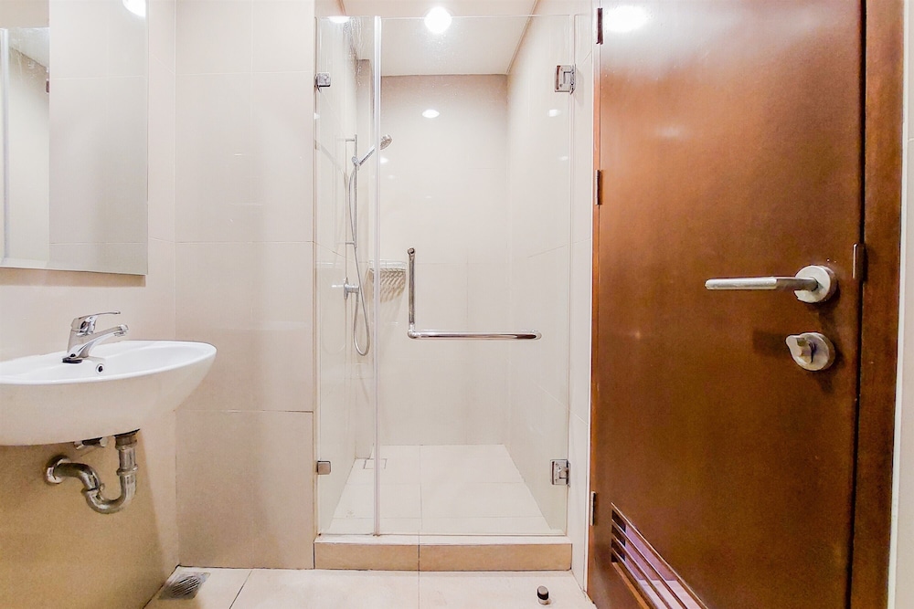 homey and simply 1br m town signature apartment