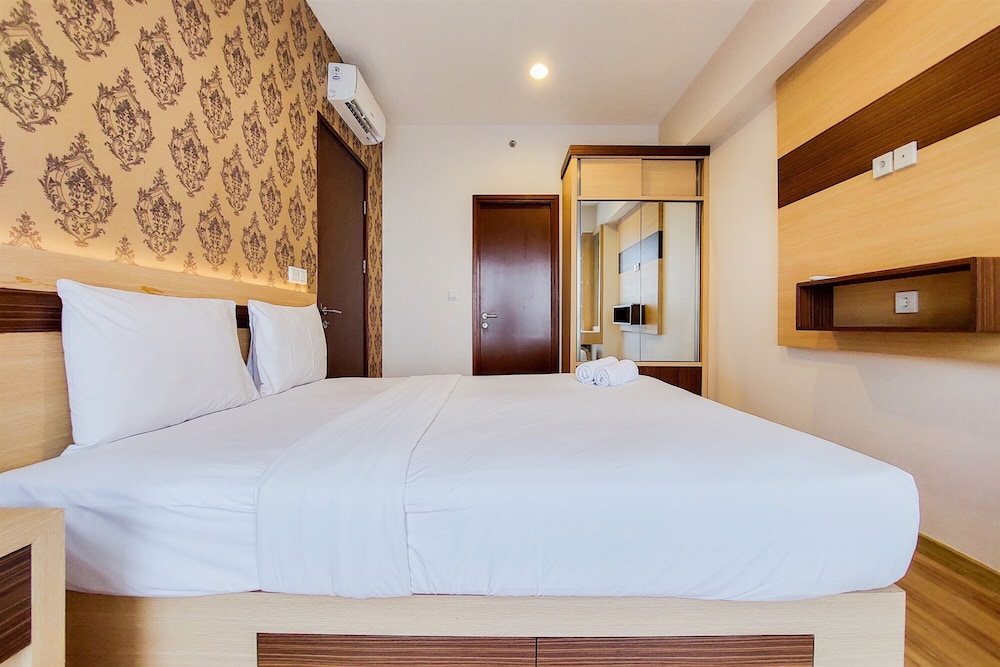 homey and simply 1br m town signature apartment