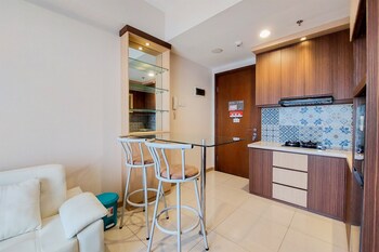homey and simply 1br m town signature apartment