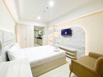 nice and elegant studio apartment at warhol w r residence