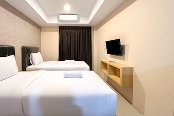 simply look studio at 21st floor de prima apartment
