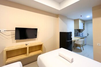 comfy studio room at de prima apartment medan apartment