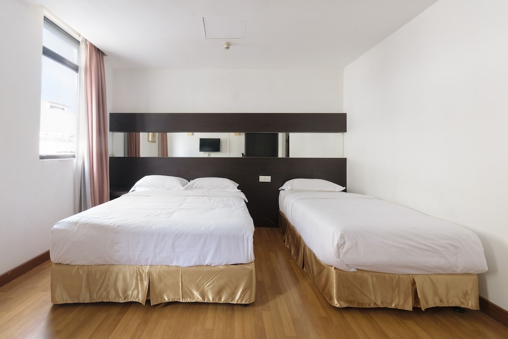 hotel uptown chinatown