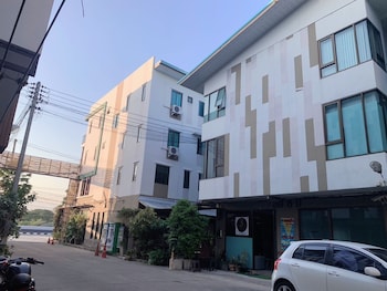 sphat boutique hotel chiangmai