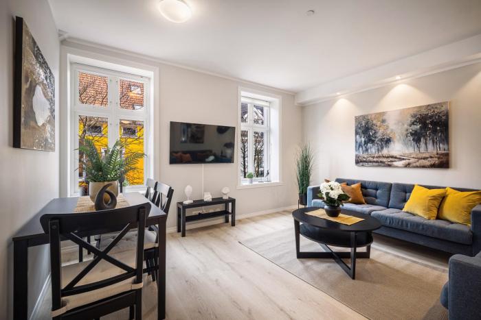 meltzers apartment
