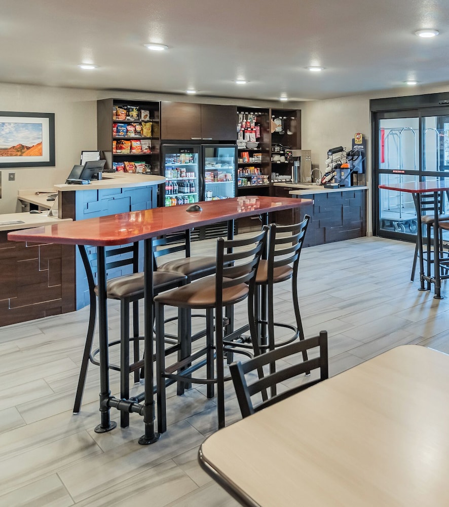 my place hotel east moline quad cities il