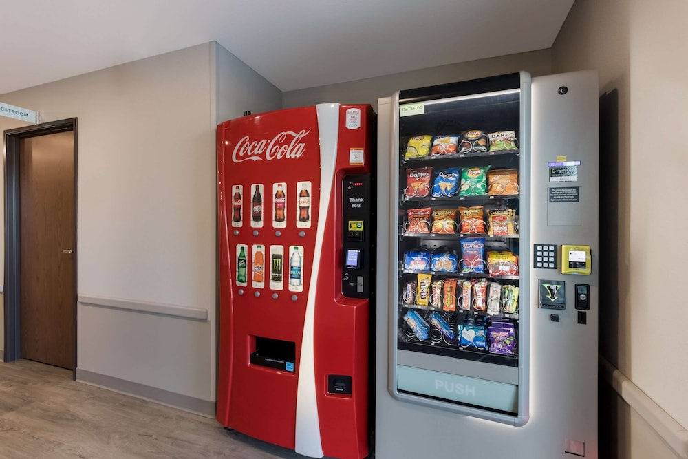 woodspring suites chandler airport