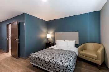 woodspring suites chandler airport