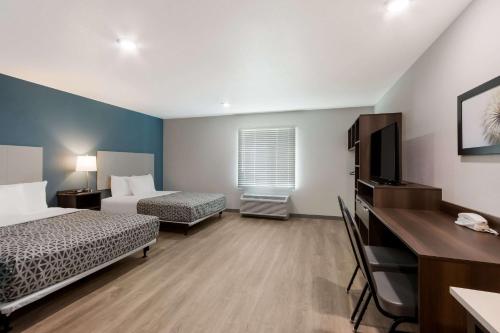 woodspring suites chandler airport