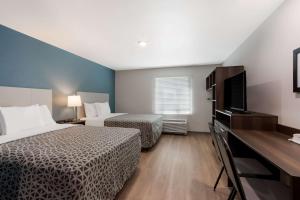 woodspring suites chandler airport
