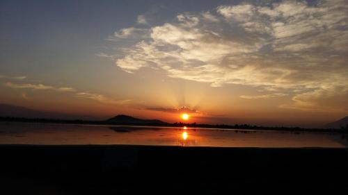 jacqueline houseboat