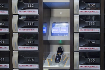 anshin oyado tokyo shinjuku ekimae caters to men