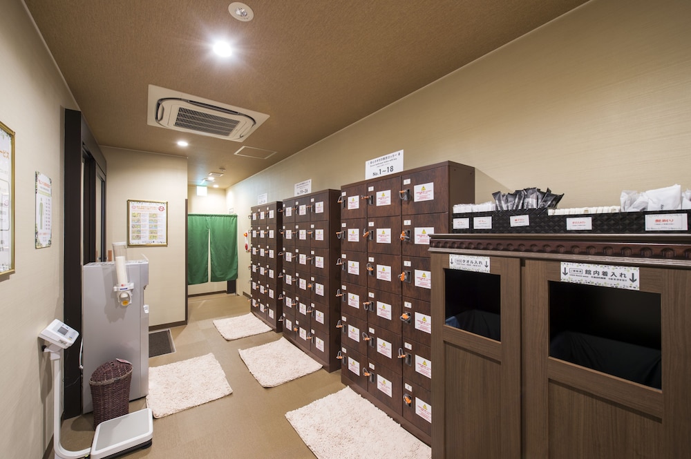 anshin oyado tokyo shinjuku ekimae caters to men