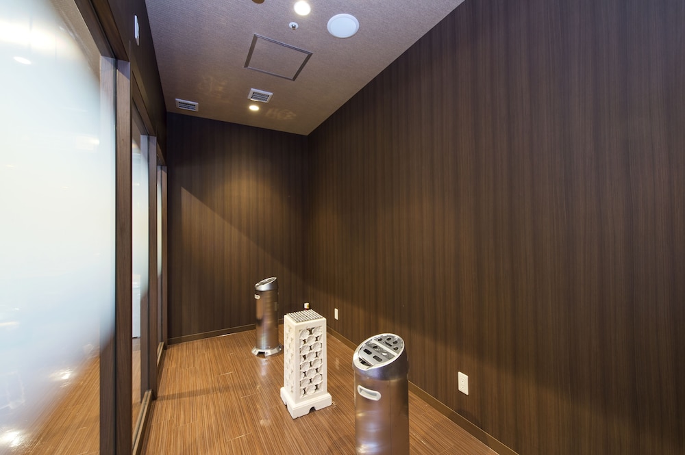 anshin oyado tokyo shinjuku ekimae caters to men