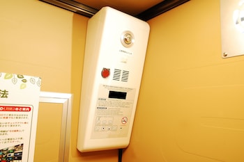 anshin oyado tokyo shinjuku ekimae caters to men