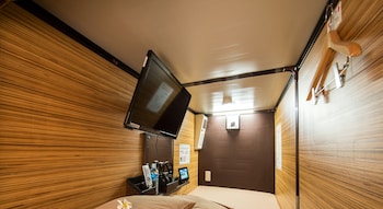 anshin oyado tokyo shinjuku ekimae caters to men