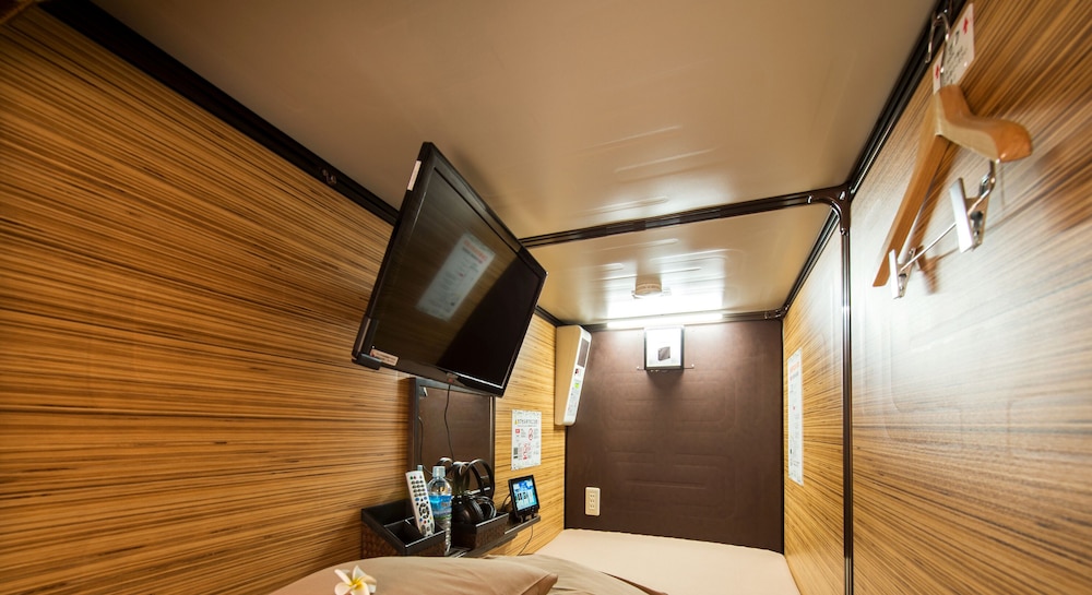 anshin oyado tokyo shinjuku ekimae caters to men