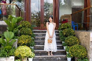 mk riverside apartment by haviland