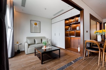 mk riverside apartment by haviland