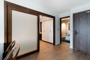 mk riverside apartment by haviland