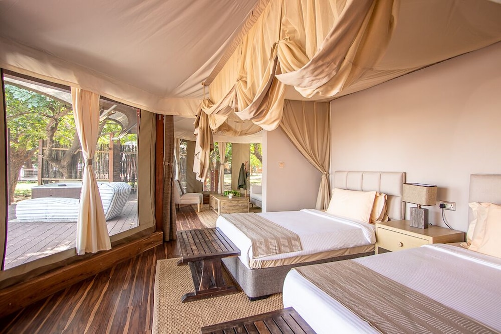 south luangwa national park