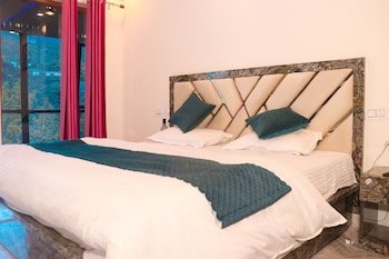 Triple One Hotel Wonder Hill Mussoorie,India>>Mussoorie,2 star