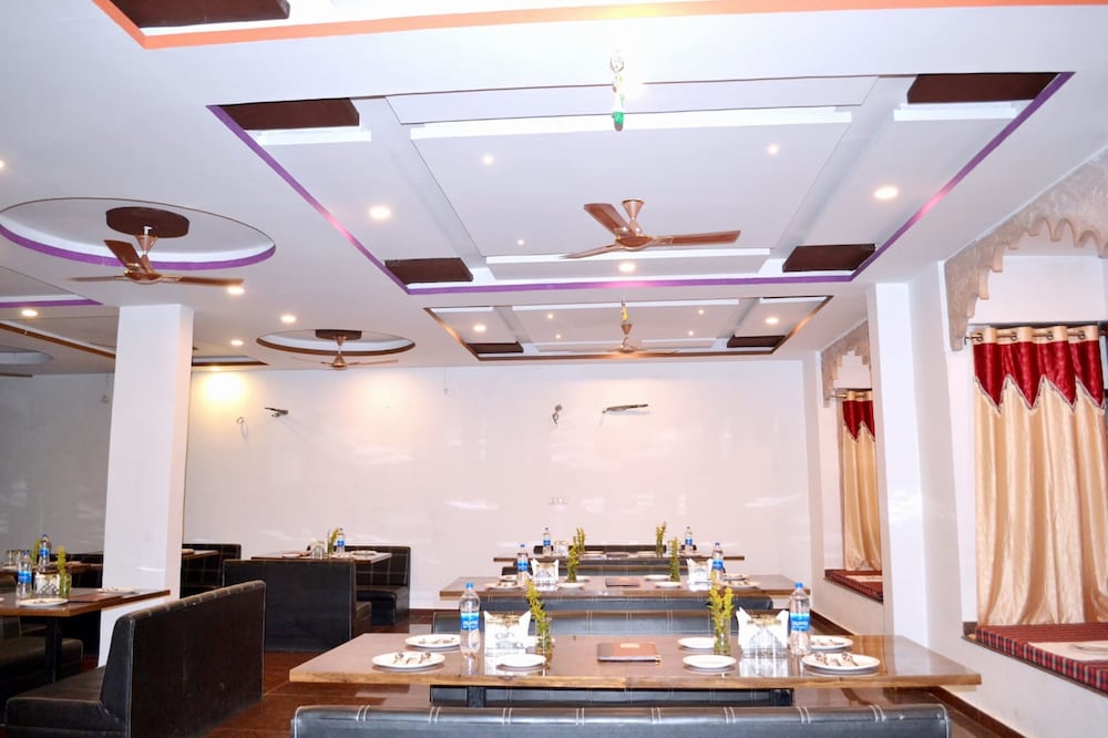rudraksh hotel and restaurant