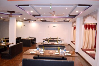 rudraksh hotel and restaurant