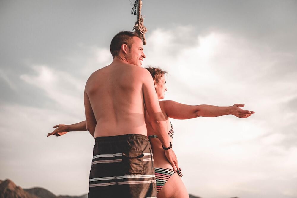 komodo pirate boat phinisi liveaboard