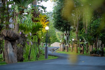 thara dara khaoyai