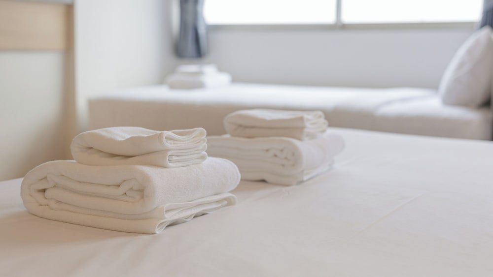 b2 surat thani boutique and budget hotel