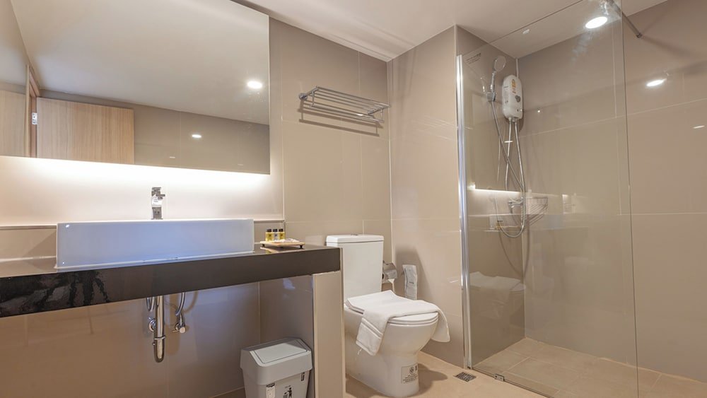 b2 surat thani boutique and budget hotel
