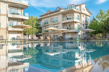 belek deluxe suit