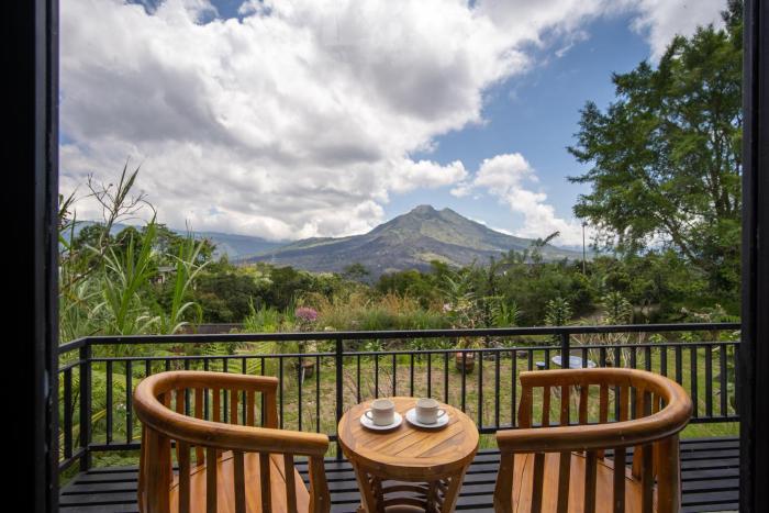 mountain peak kintamani
