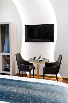 queen catlleya suite