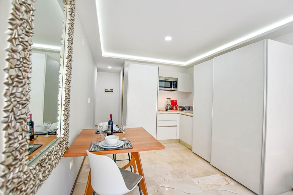 one paralia studio by casago