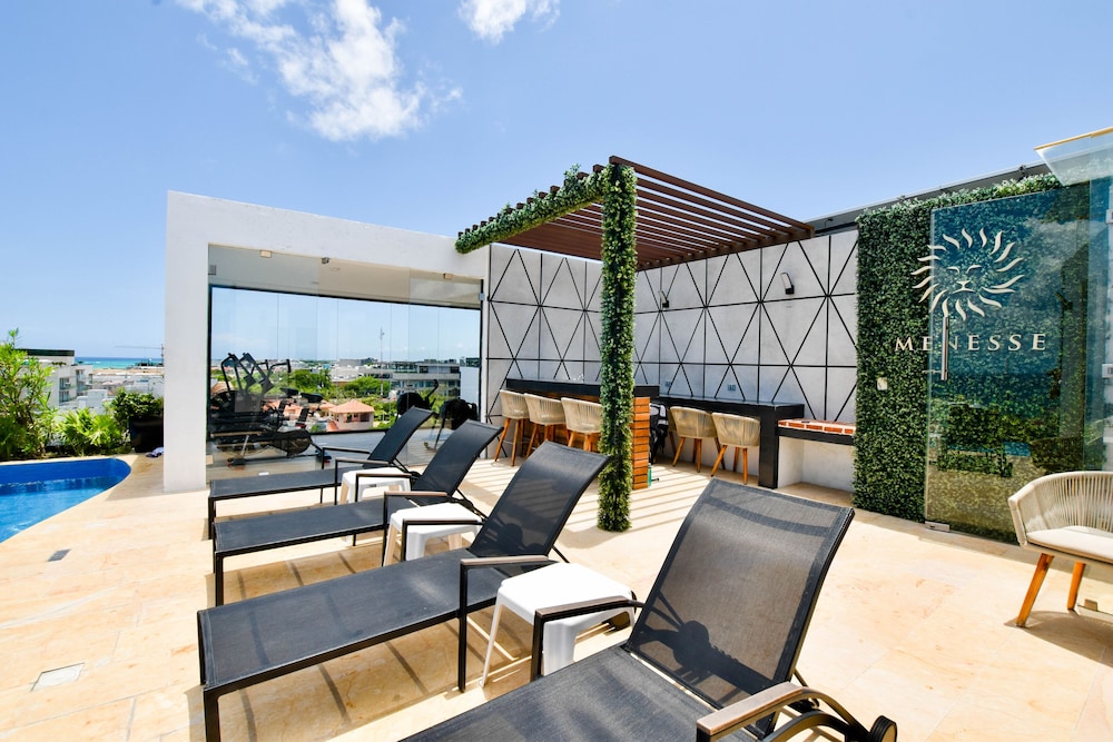 one paralia studio by casago
