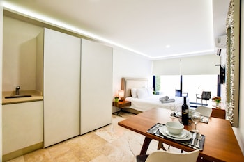one paralia studio by casago