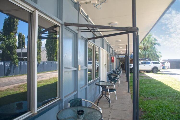 marine hotel cardwell