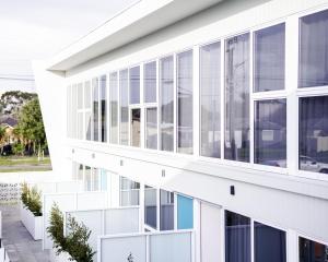 peninsula hotel motel