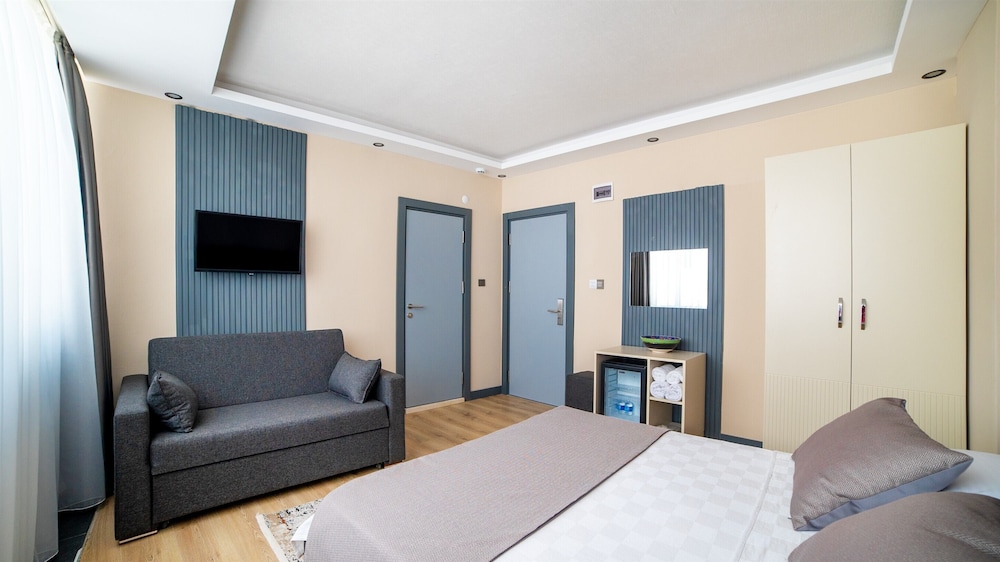 blue marina hotel and spa