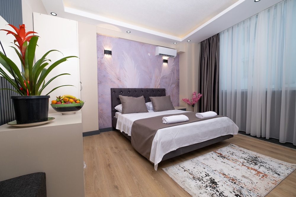 blue marina hotel and spa
