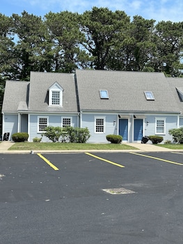harborside suites