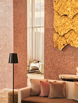 the lana dorchester collection