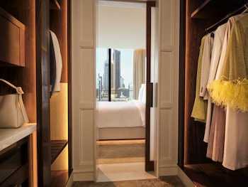 the lana dorchester collection