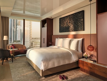 the lana dorchester collection
