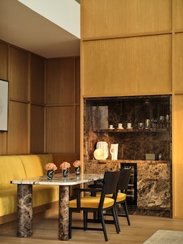 the lana dorchester collection